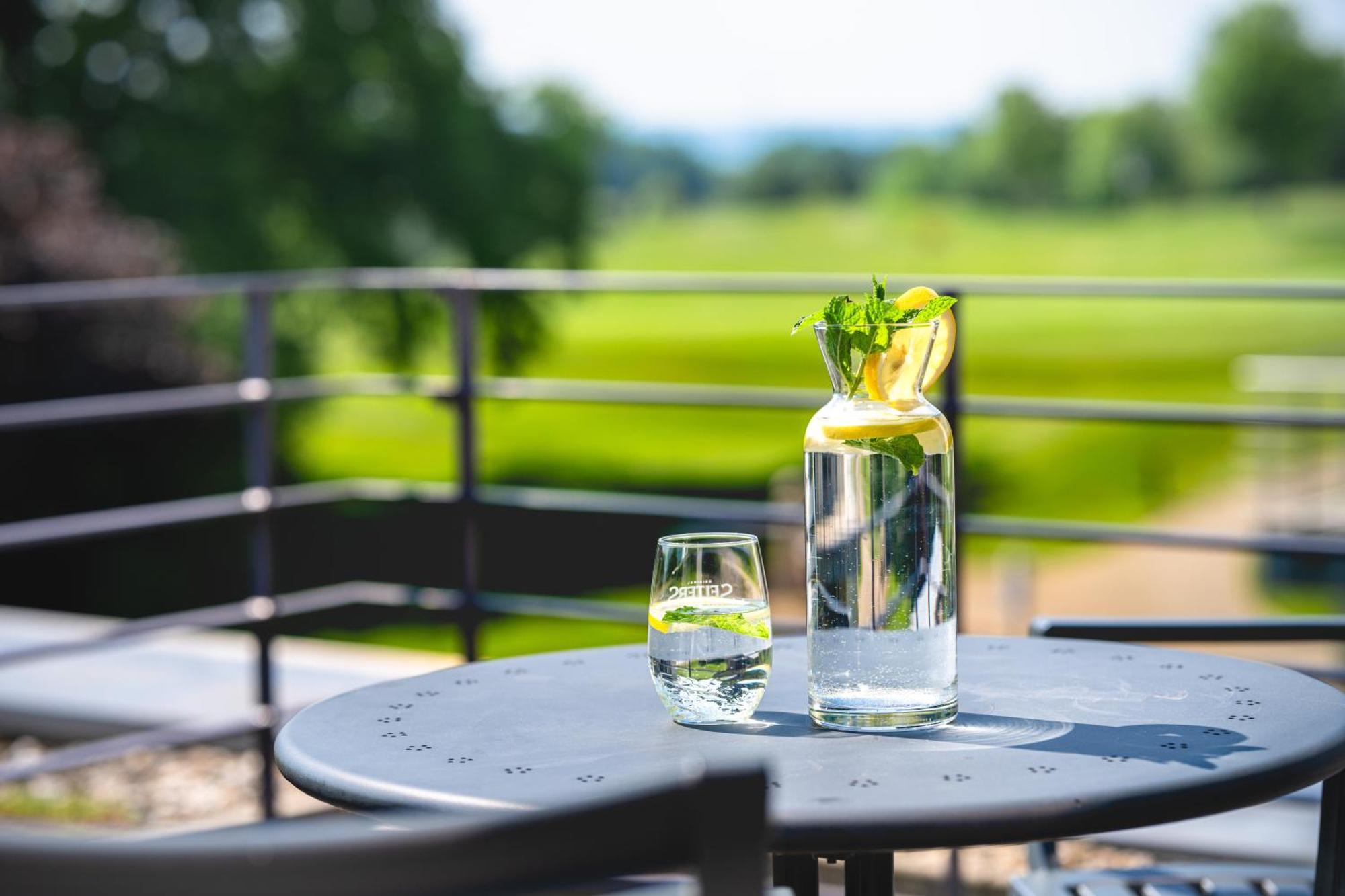 Golfhotel Gut Neuenhof Fröndenberg Esterno foto
