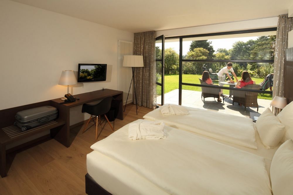 Golfhotel Gut Neuenhof Fröndenberg Esterno foto